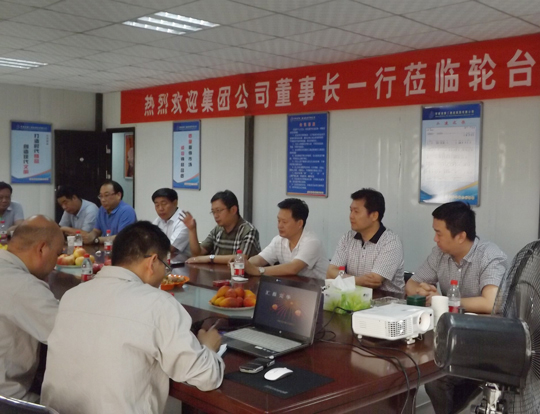 万搏（中国）董事长一行领导对轮台电厂进行指导慰问