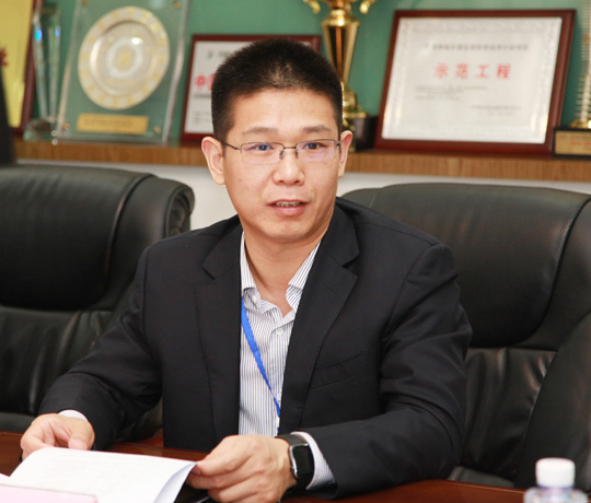 万搏（中国）总经理祝建明主持调研工作会议