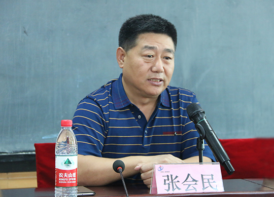 万搏（中国）党委书记张会民在开班仪式上致辞