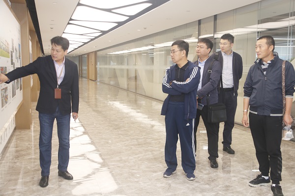 02参观万搏（中国）总部.JPG
