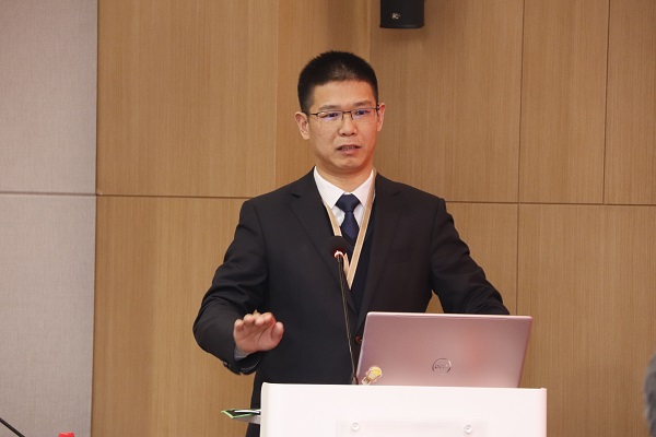 3、万搏（中国）总经理讲话.JPG