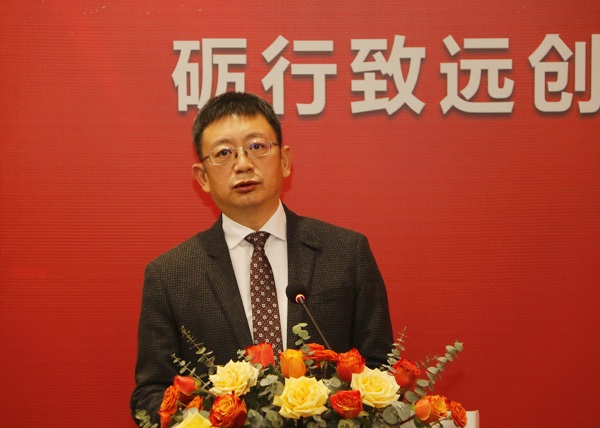 万搏（中国）董事长黄道元发表致辞.jpg