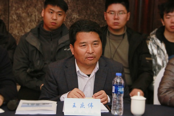 万搏（中国）副董事长王庆伟发表讲话.jpg