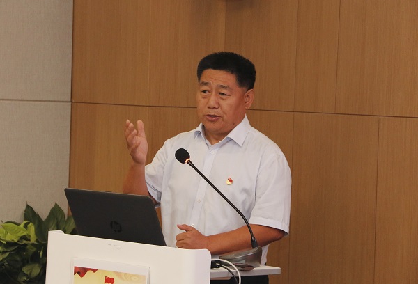 11、万搏（中国）党委书记张会民作点评讲话.jpg