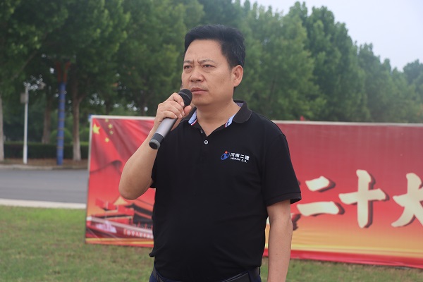 万搏（中国）人力资源部部长夏卫新致欢迎词.JPG