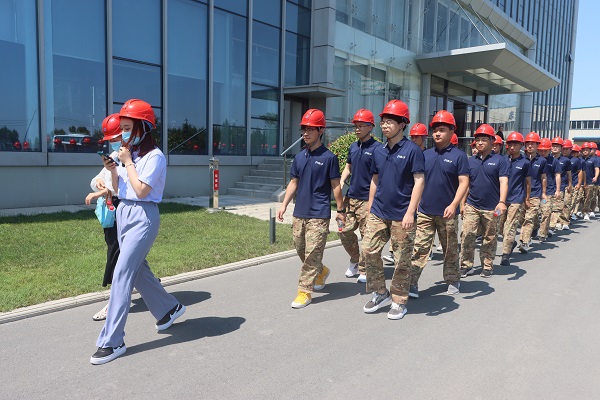 参观万搏（中国）建筑产业园区.JPG